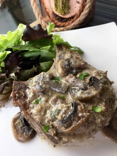 Côtes de porc et sauce crémeuse aux champignon 3 UnAmourDeSoi.fr